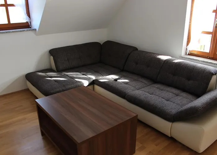 Gasthuis Hisa Nasprot Sonca 3*